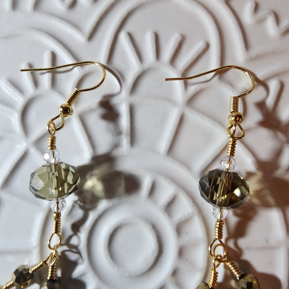 Falling leaf earrings - Picture 4 of 4